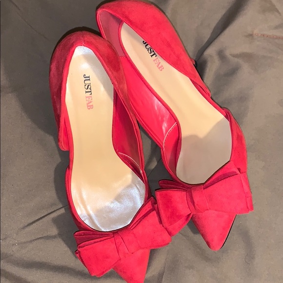 RED BOWED HEELS - Picture 3 of 4